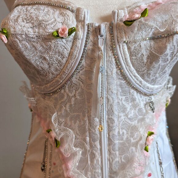 Vintage Y2K Frederick's of Hollywood White Corset Lace Coquette Rhinestone 36C - Picture 15 of 15